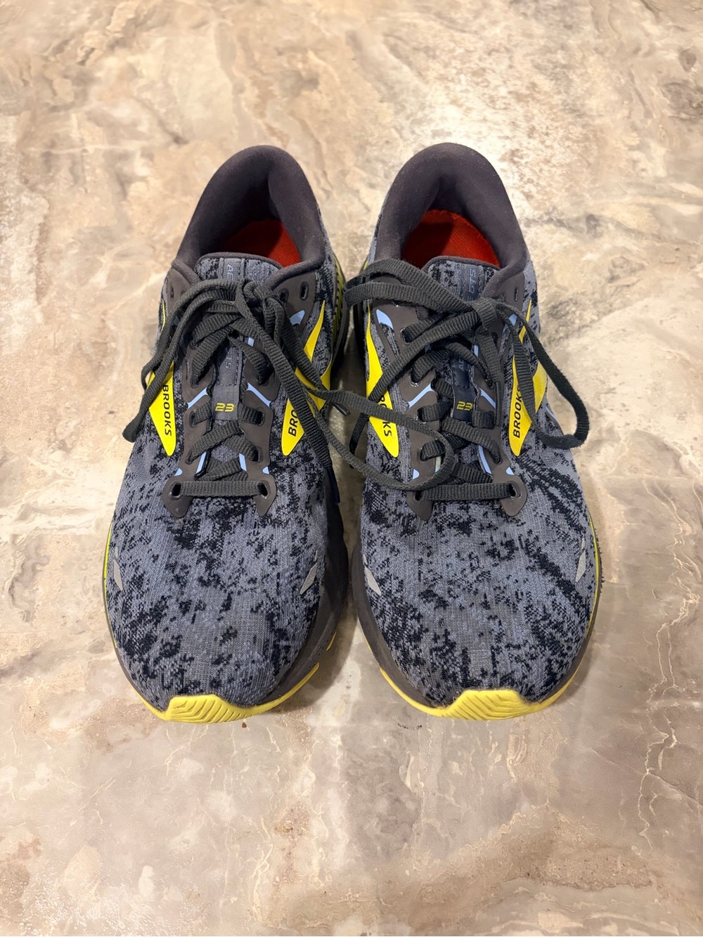 Brooks Adrenaline GTS 23, men’s size 8.5 D